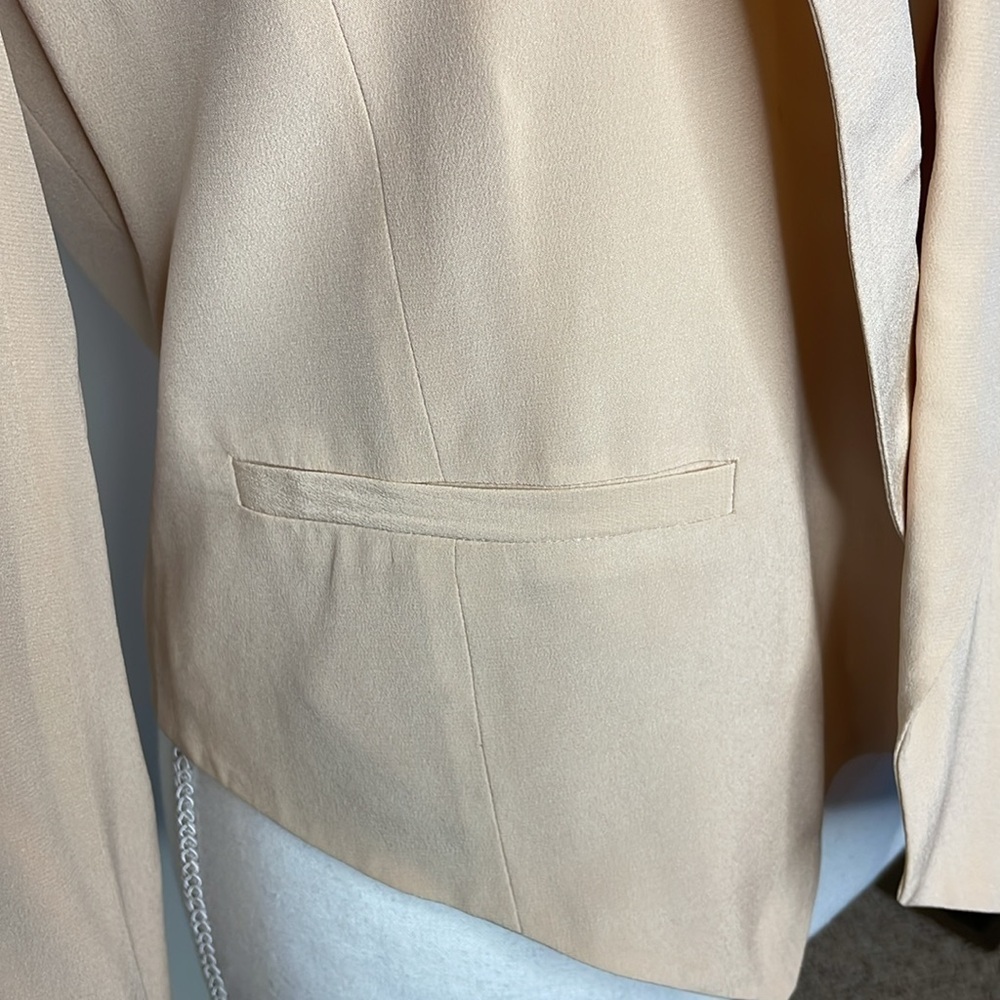 Rieley Elegant Pale Peach Women's Blazer. EUC - Picture 2 of 9